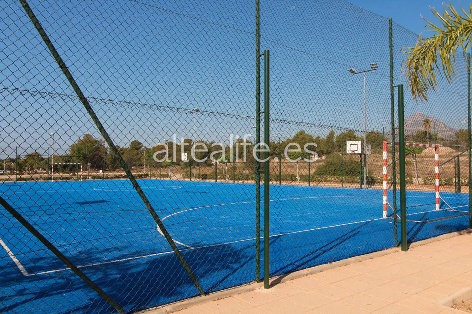 3 Zimmer Villa zu verkaufen in Altea mit Pool - 418.000 € (Ref: 6968028)