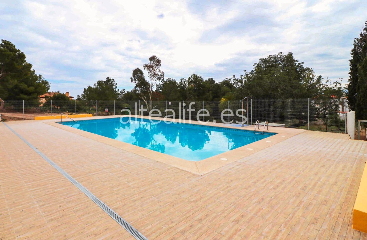 3 Zimmer Villa zu verkaufen in Altea mit Pool - 418.000 € (Ref: 6968028)