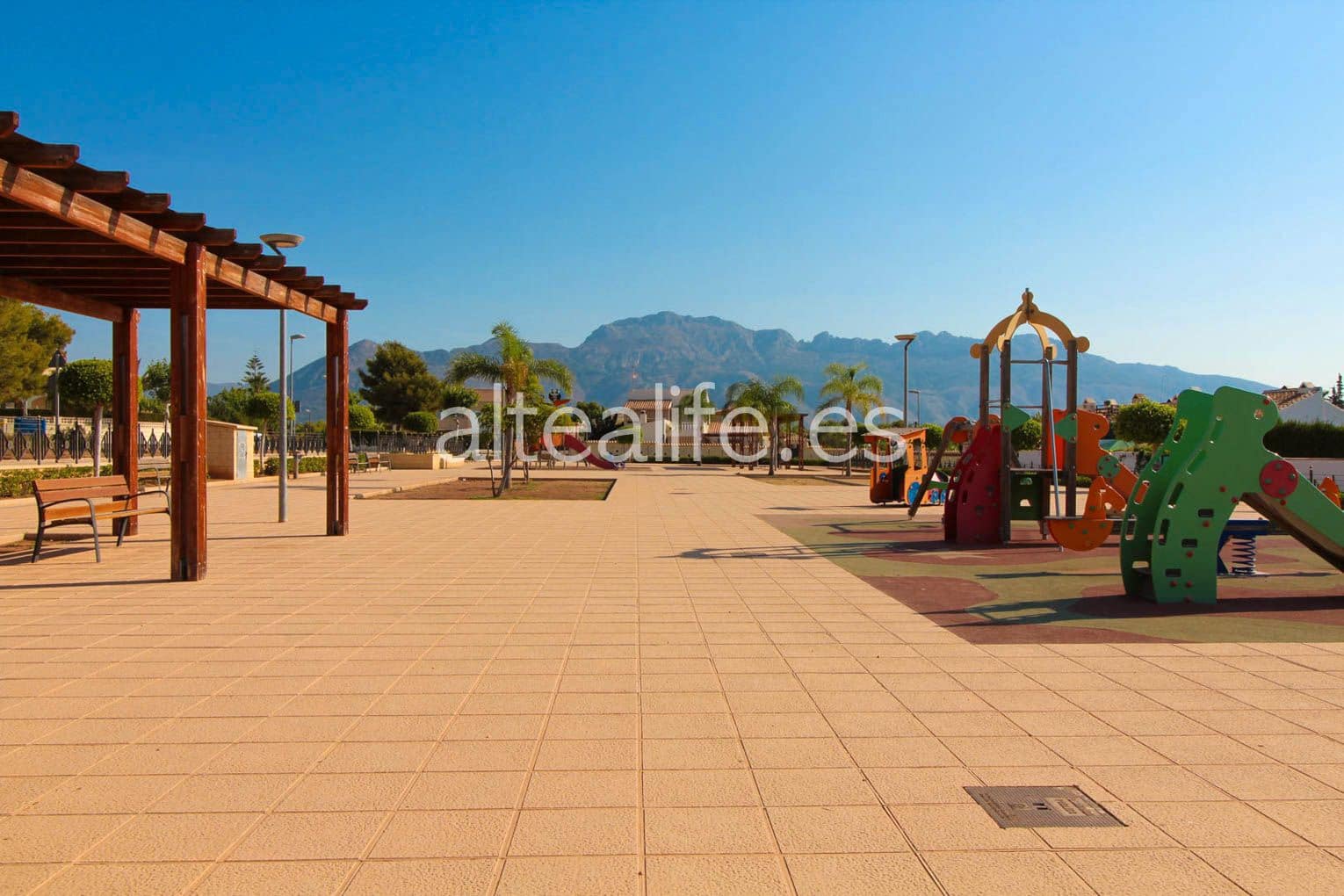 3 Zimmer Villa zu verkaufen in Altea mit Pool - 418.000 € (Ref: 6968028)