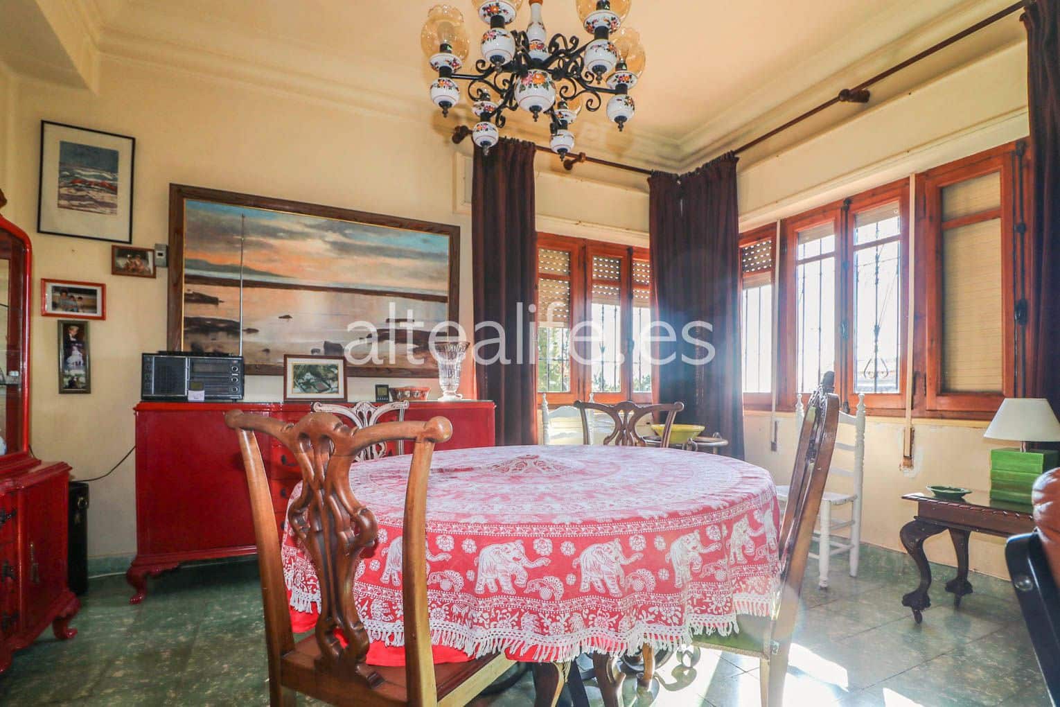 4 bedroom Villa for sale in Altea with pool - € 997,000 (Ref: 6979714)