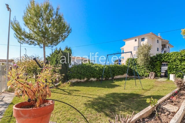 4 bedroom Villa for sale in Altea with pool - € 997,000 (Ref: 6979714)