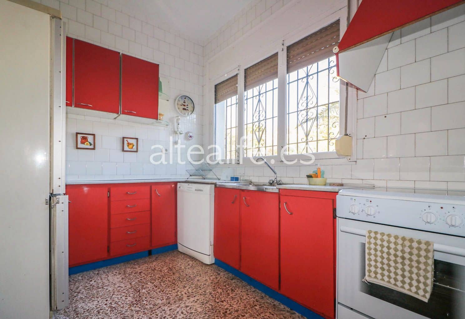 4 bedroom Villa for sale in Altea with pool - € 997,000 (Ref: 6979714)