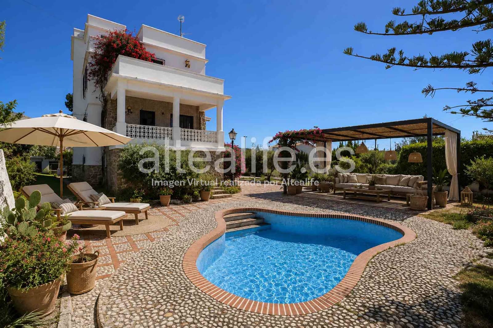 4 bedroom Villa for sale in Altea with pool garage - € 997,000 (Ref: 6979714)