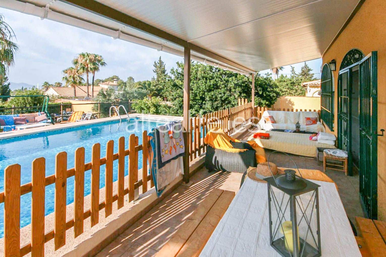 3 bedroom Villa for sale in Altea with pool - € 850,000 (Ref: 6981806)