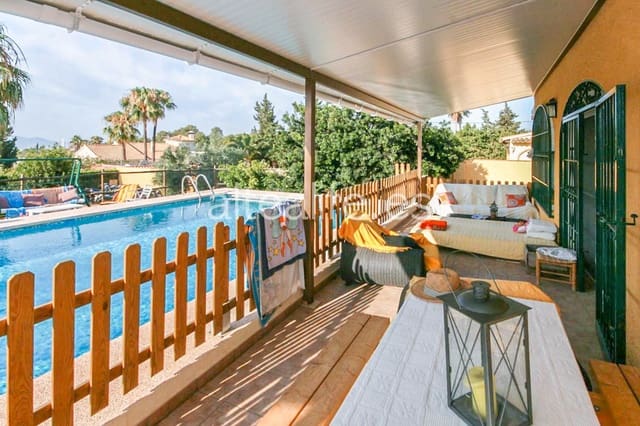 3 Zimmer Villa zu verkaufen in Altea mit Pool - 850.000 € (Ref: 6981806)