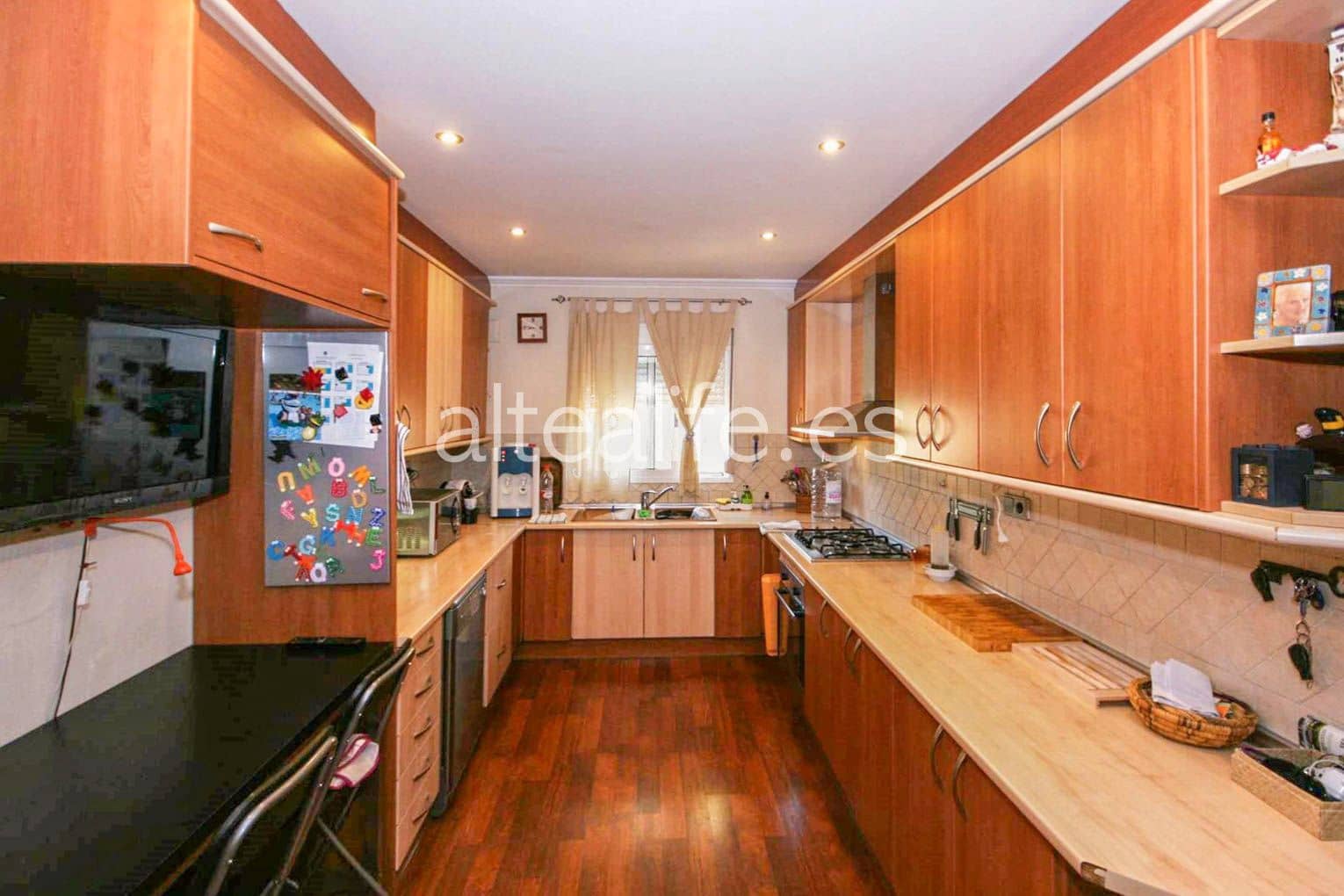 3 bedroom Villa for sale in Altea with pool - € 850,000 (Ref: 6981806)