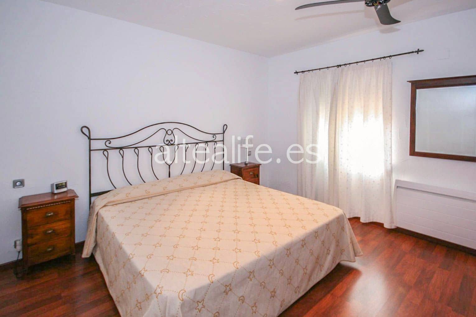 3 bedroom Villa for sale in Altea with pool - € 850,000 (Ref: 6981806)