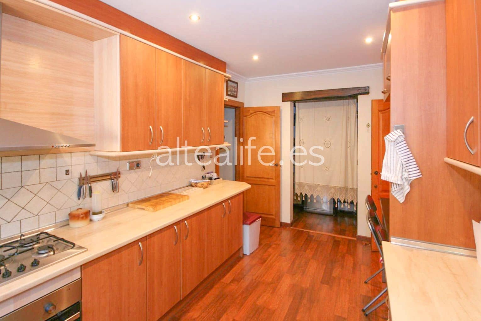 3 bedroom Villa for sale in Altea with pool - € 850,000 (Ref: 6981806)