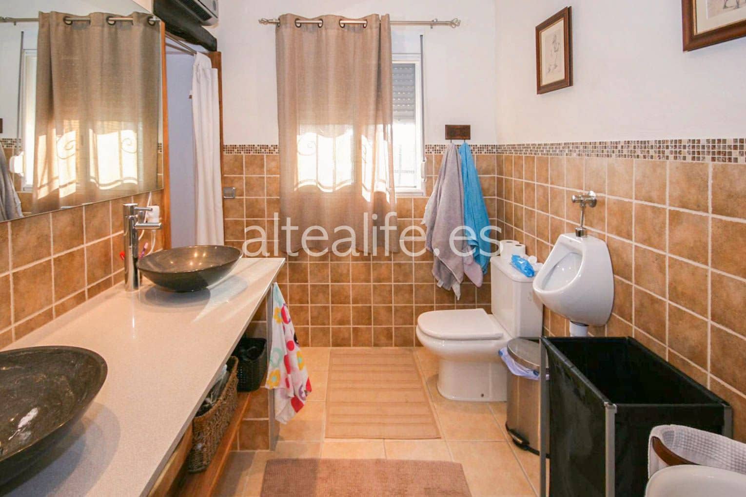 3 bedroom Villa for sale in Altea with pool - € 850,000 (Ref: 6981806)