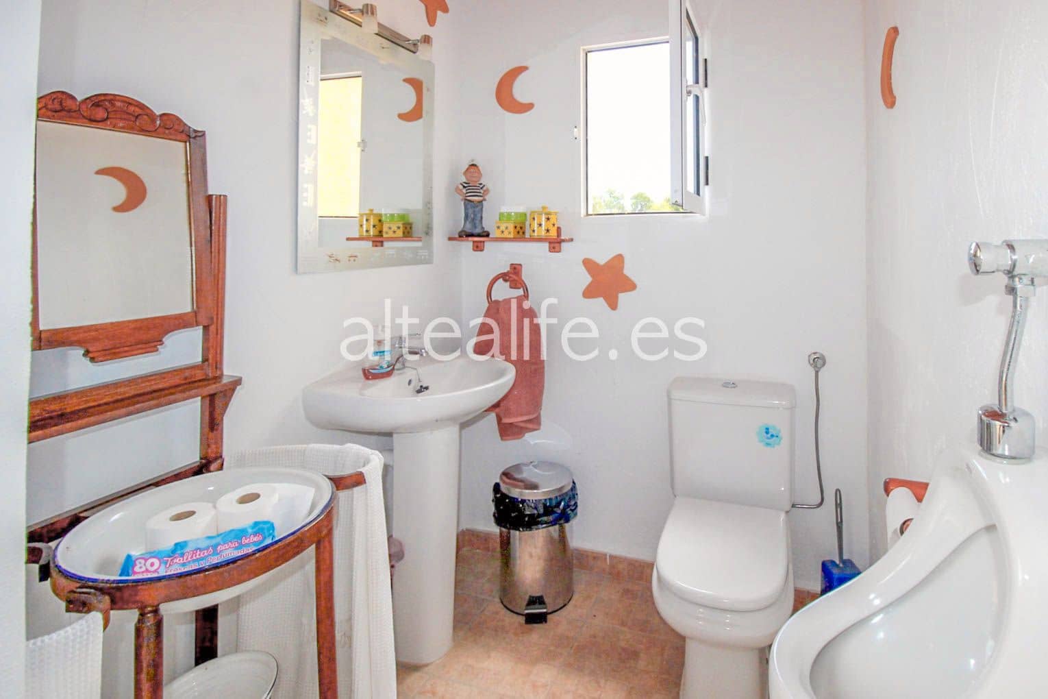 3 bedroom Villa for sale in Altea with pool - € 850,000 (Ref: 6981806)