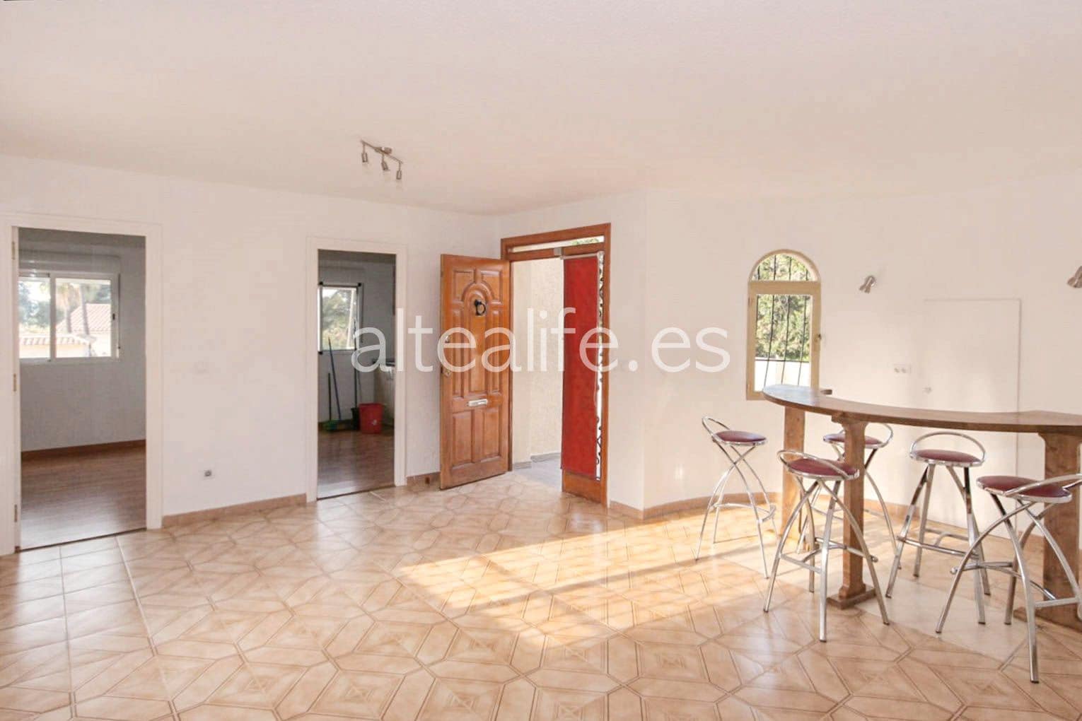 3 bedroom Villa for sale in Altea with pool - € 850,000 (Ref: 6981806)