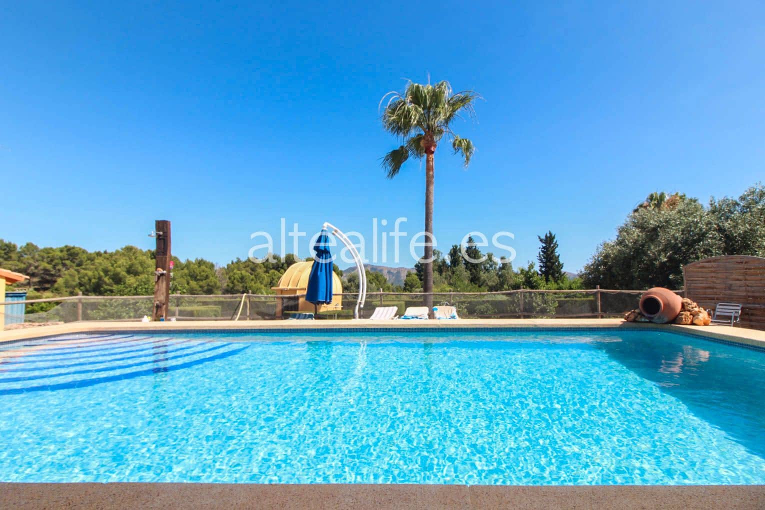 3 bedroom Villa for sale in Altea with pool - € 850,000 (Ref: 6981806)