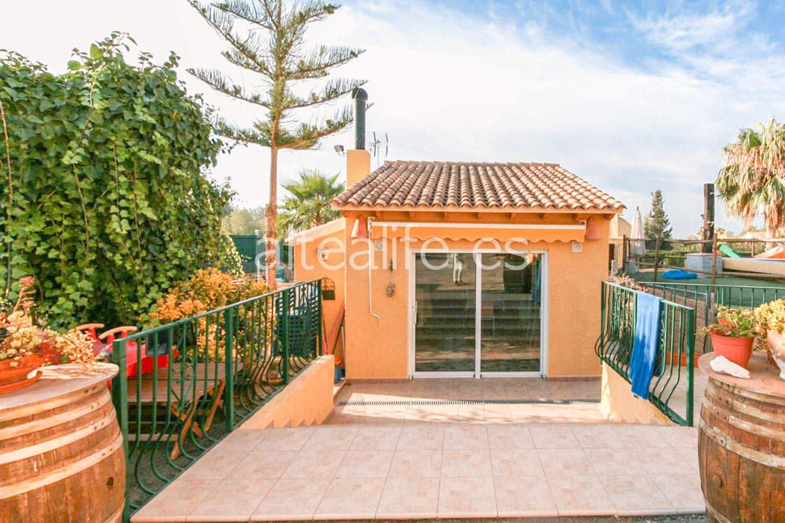 3 bedroom Villa for sale in Altea with pool - € 850,000 (Ref: 6981806)