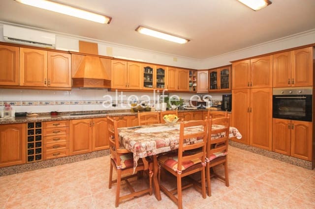 8 bedroom Villa for sale in Albir, Alfaz del Pi / L'Alfàs del Pi with pool - € 2,300,000 (Ref: 7015295)