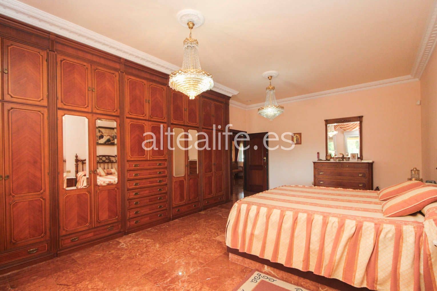 8 chambre Villa/Maison à vendre à Albir avec piscine - 2 300 000 € (Ref: 7015295)