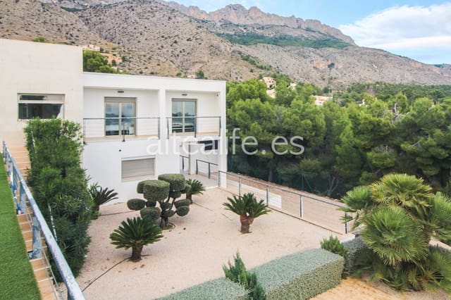 5 bedroom Villa for sale in Altea la Vella, Altea with pool - € 1,195,000 (Ref: 7255823)