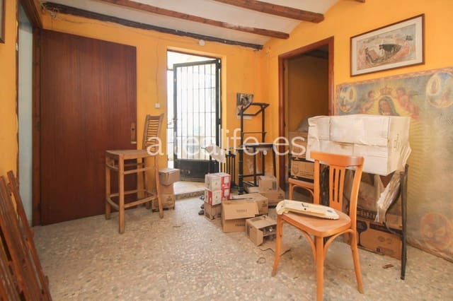 4 slaapkamer Huis te koop in Altea - € 250.000 (Ref: 7349194)