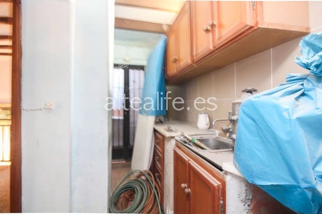 4 slaapkamer Huis te koop in Altea - € 250.000 (Ref: 7349194)