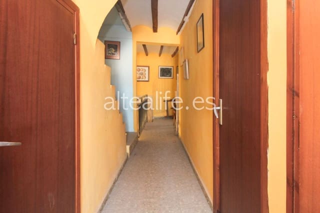 4 slaapkamer Huis te koop in Altea - € 250.000 (Ref: 7349194)