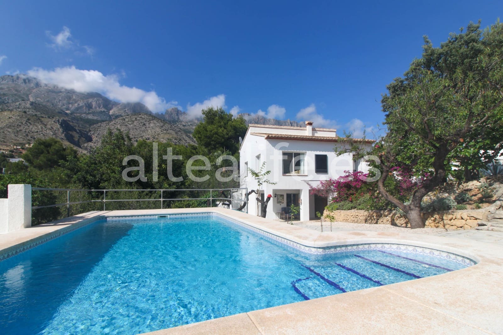 6 chambre Villa/Maison à vendre à Altea avec piscine garage - 740 000 € (Ref: 7646541)