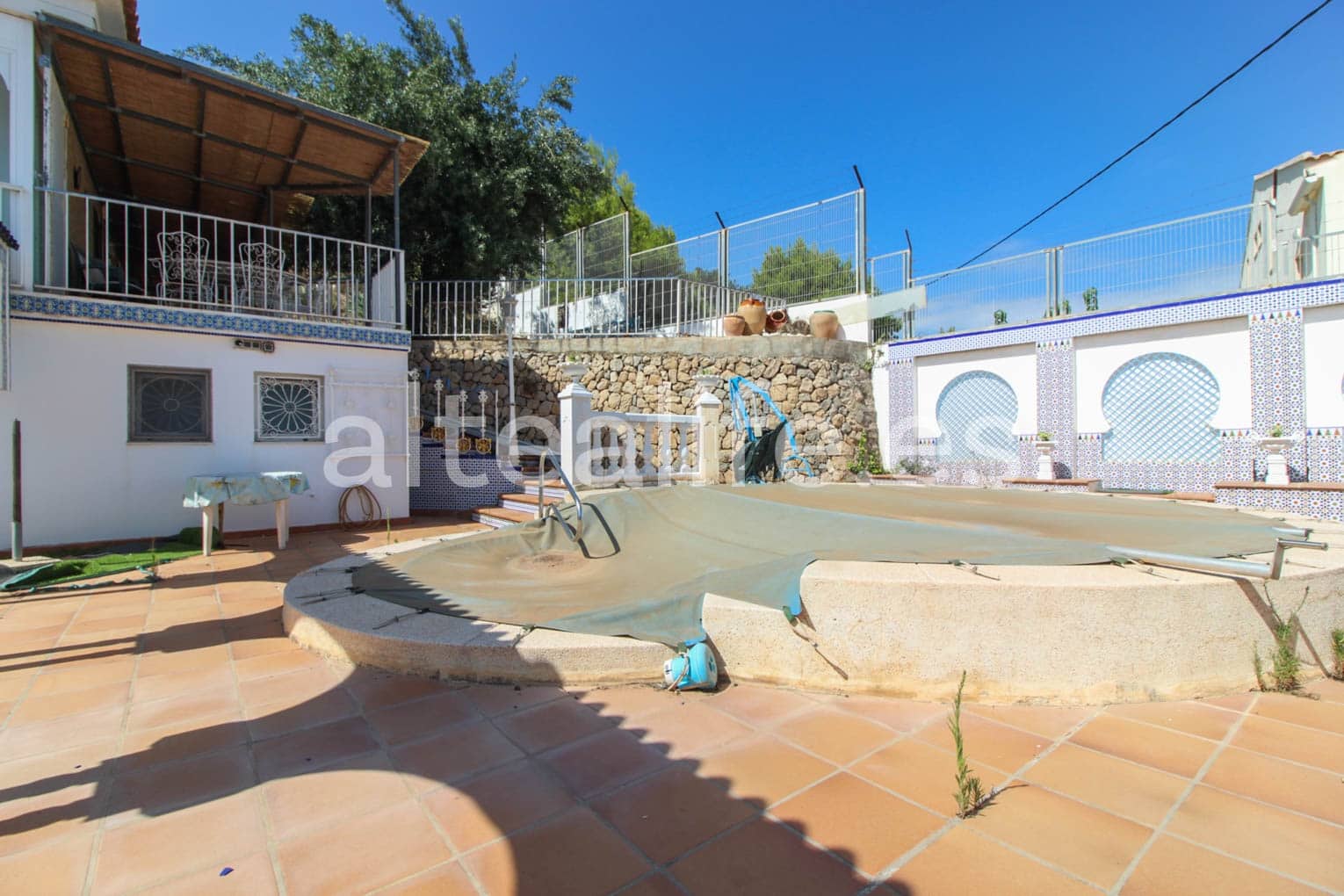 8 makuuhuone Huvila myytävänä paikassa Altea mukana uima-altaan 
autotalli - 800 000 € (Ref: 7715981)