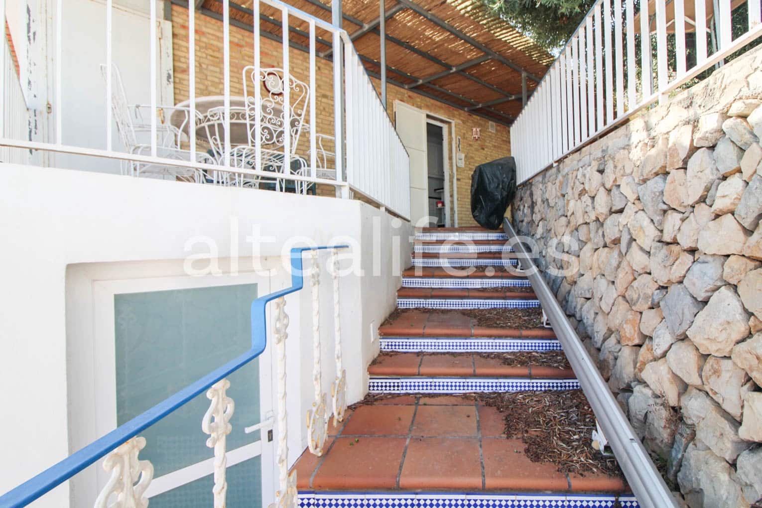 8 makuuhuone Huvila myytävänä paikassa Altea mukana uima-altaan 
autotalli - 800 000 € (Ref: 7715981)