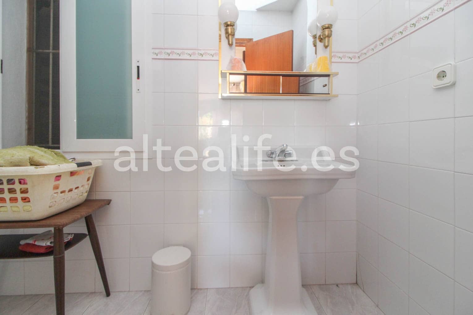 8 makuuhuone Huvila myytävänä paikassa Altea mukana uima-altaan 
autotalli - 800 000 € (Ref: 7715981)