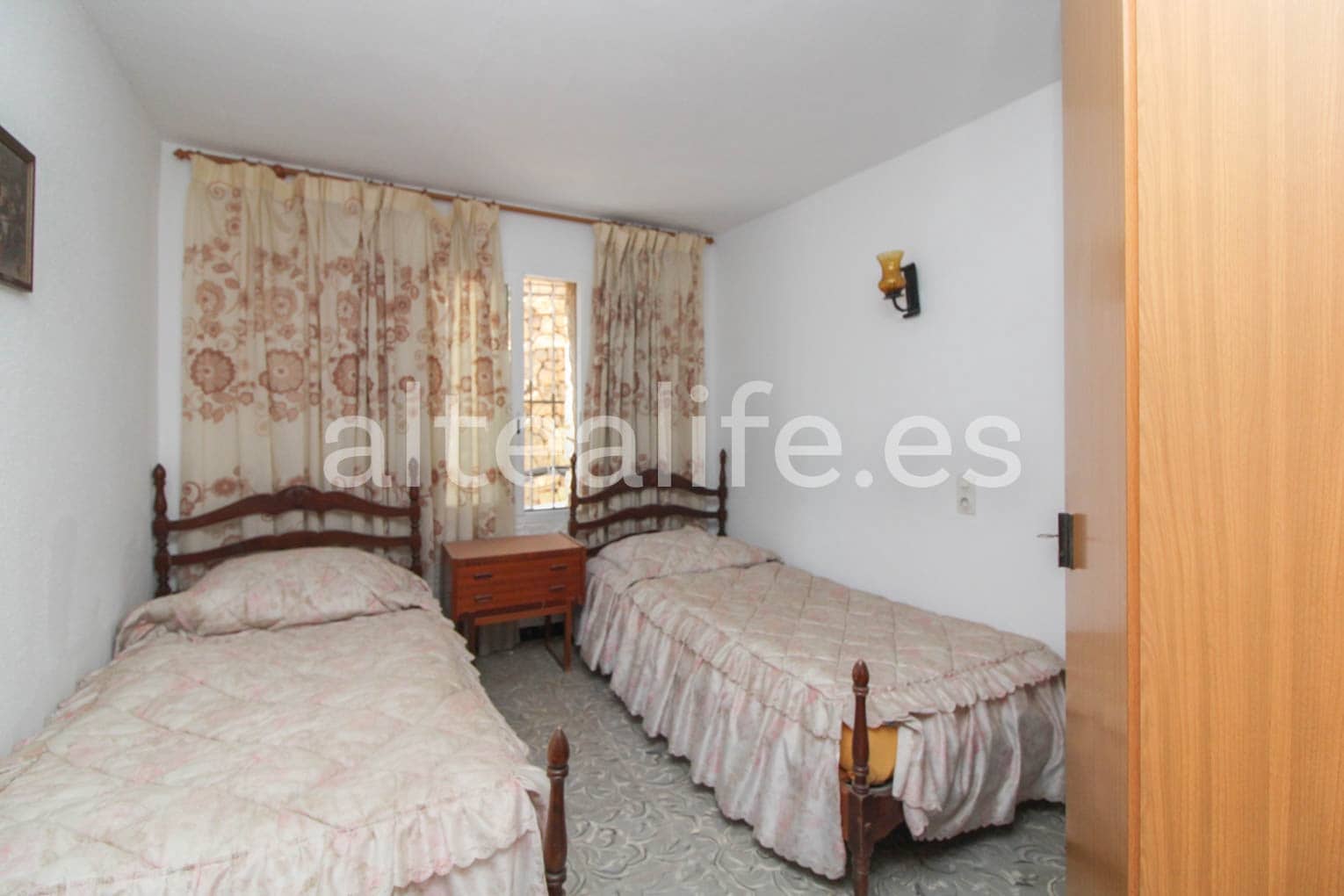 8 makuuhuone Huvila myytävänä paikassa Altea mukana uima-altaan 
autotalli - 800 000 € (Ref: 7715981)