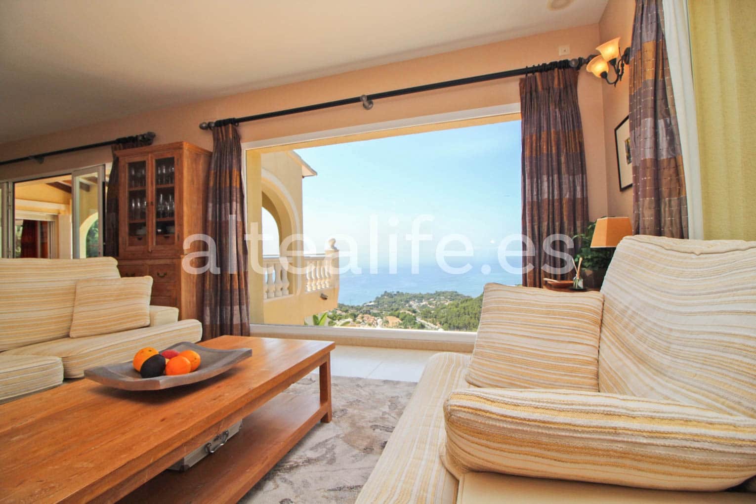 4 sypialnia Willa na sprzedaż w Altea z basenem garażem - 1 500 000 € (Ref: 7724284)