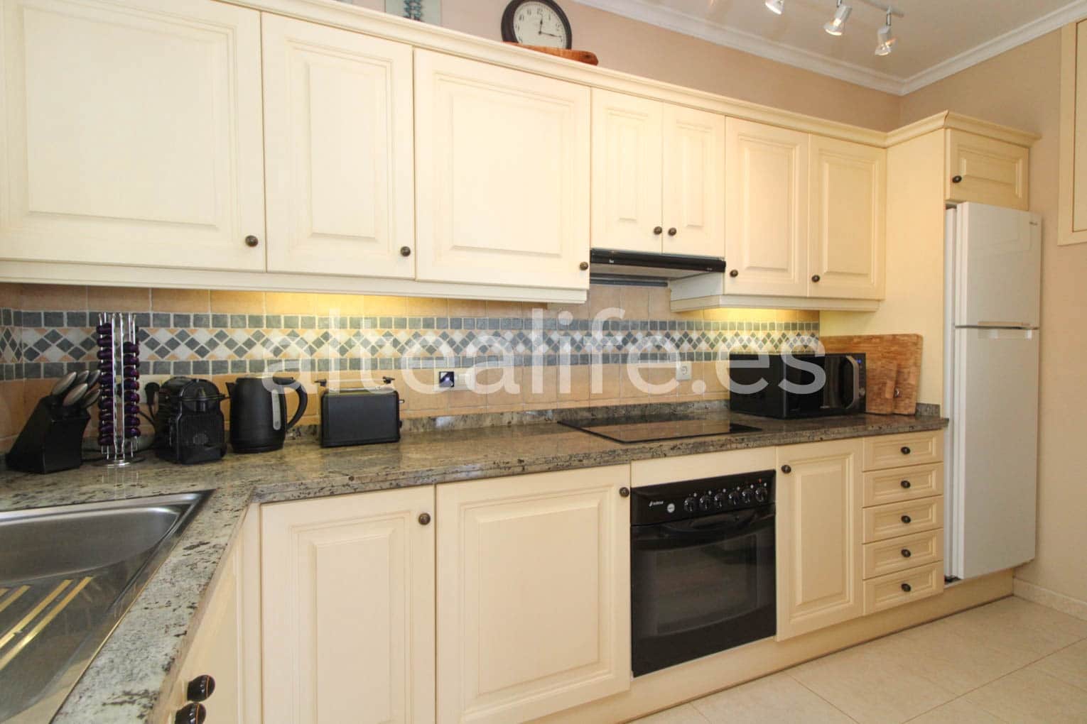 4 sypialnia Willa na sprzedaż w Altea z basenem garażem - 1 500 000 € (Ref: 7724284)