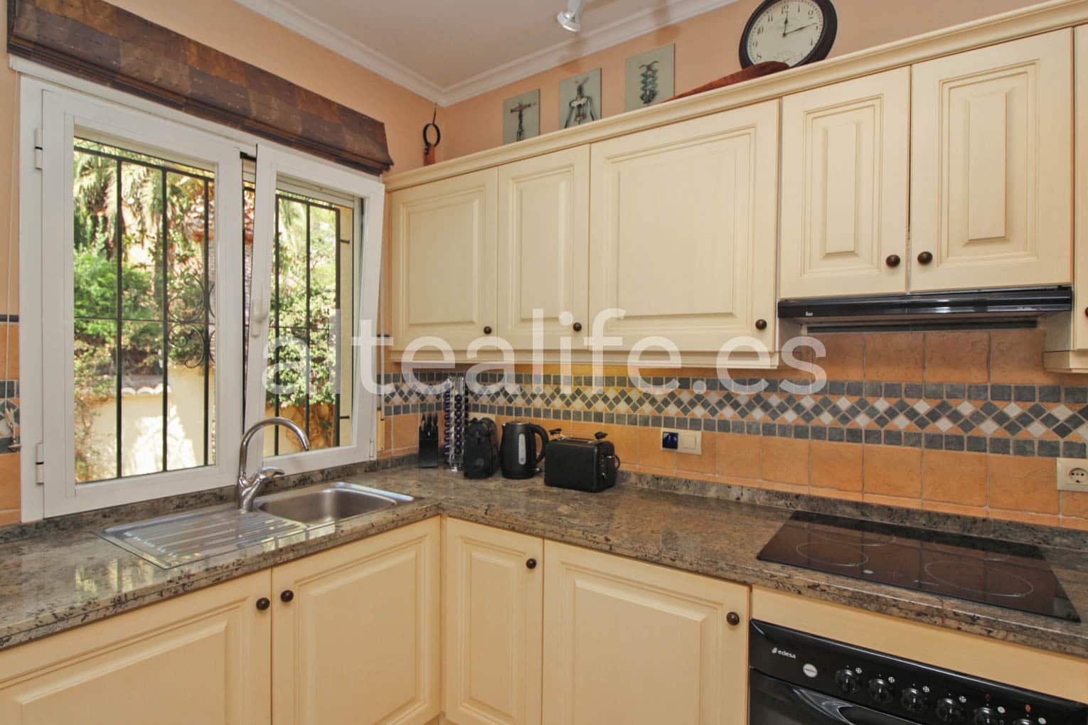 4 sypialnia Willa na sprzedaż w Altea z basenem garażem - 1 500 000 € (Ref: 7724284)