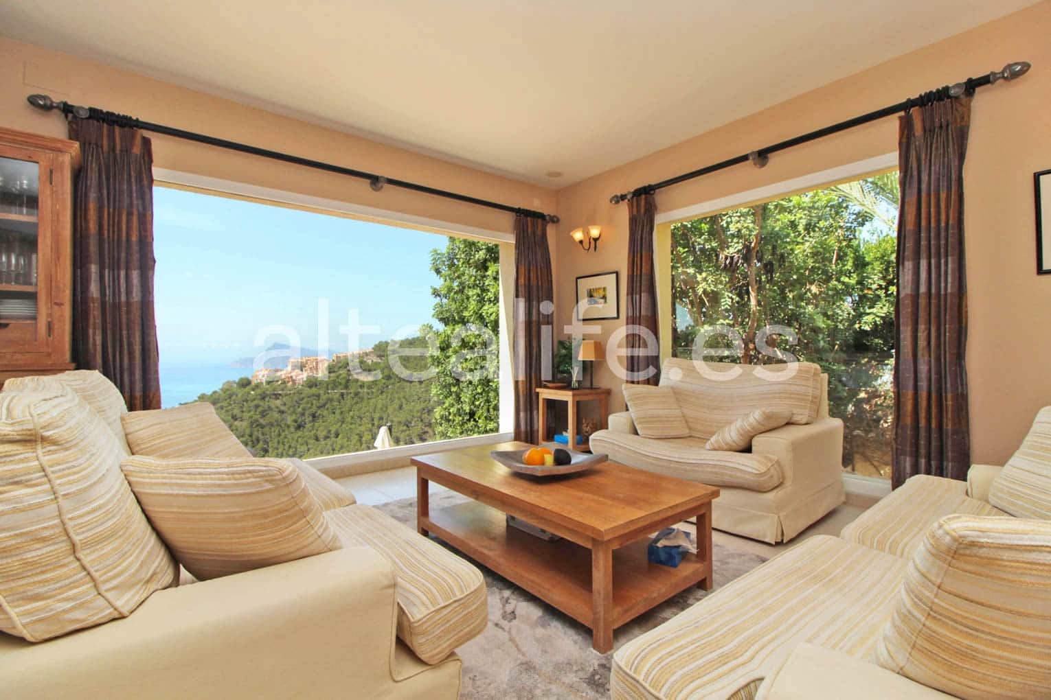 4 sypialnia Willa na sprzedaż w Altea z basenem garażem - 1 500 000 € (Ref: 7724284)