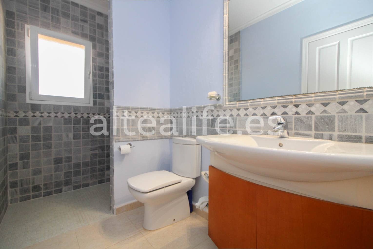 4 sypialnia Willa na sprzedaż w Altea z basenem garażem - 1 500 000 € (Ref: 7724284)