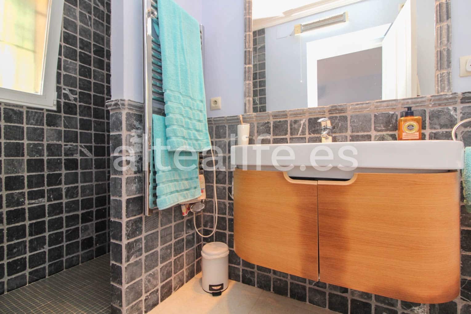 4 sypialnia Willa na sprzedaż w Altea z basenem garażem - 1 500 000 € (Ref: 7724284)