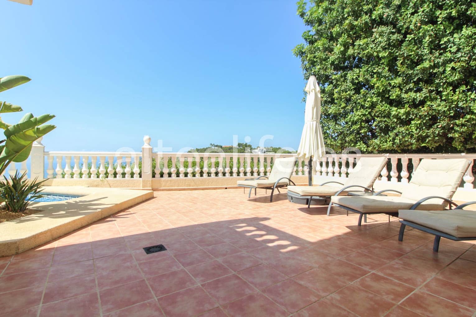 4 sypialnia Willa na sprzedaż w Altea z basenem garażem - 1 500 000 € (Ref: 7724284)