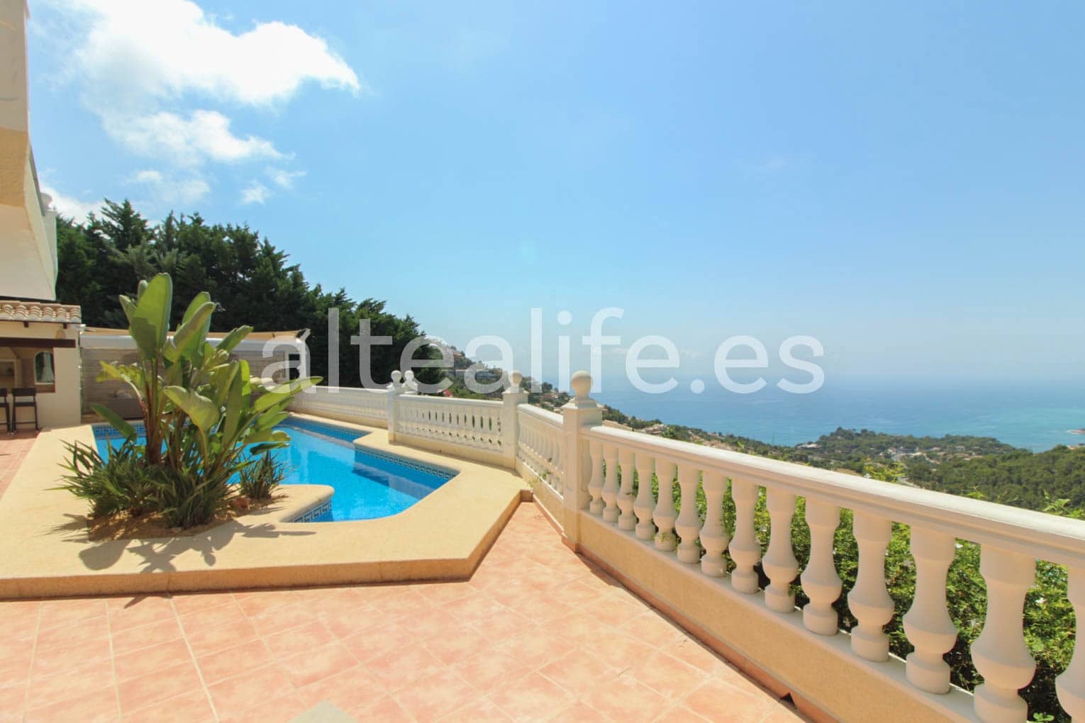 4 sypialnia Willa na sprzedaż w Altea z basenem garażem - 1 500 000 € (Ref: 7724284)