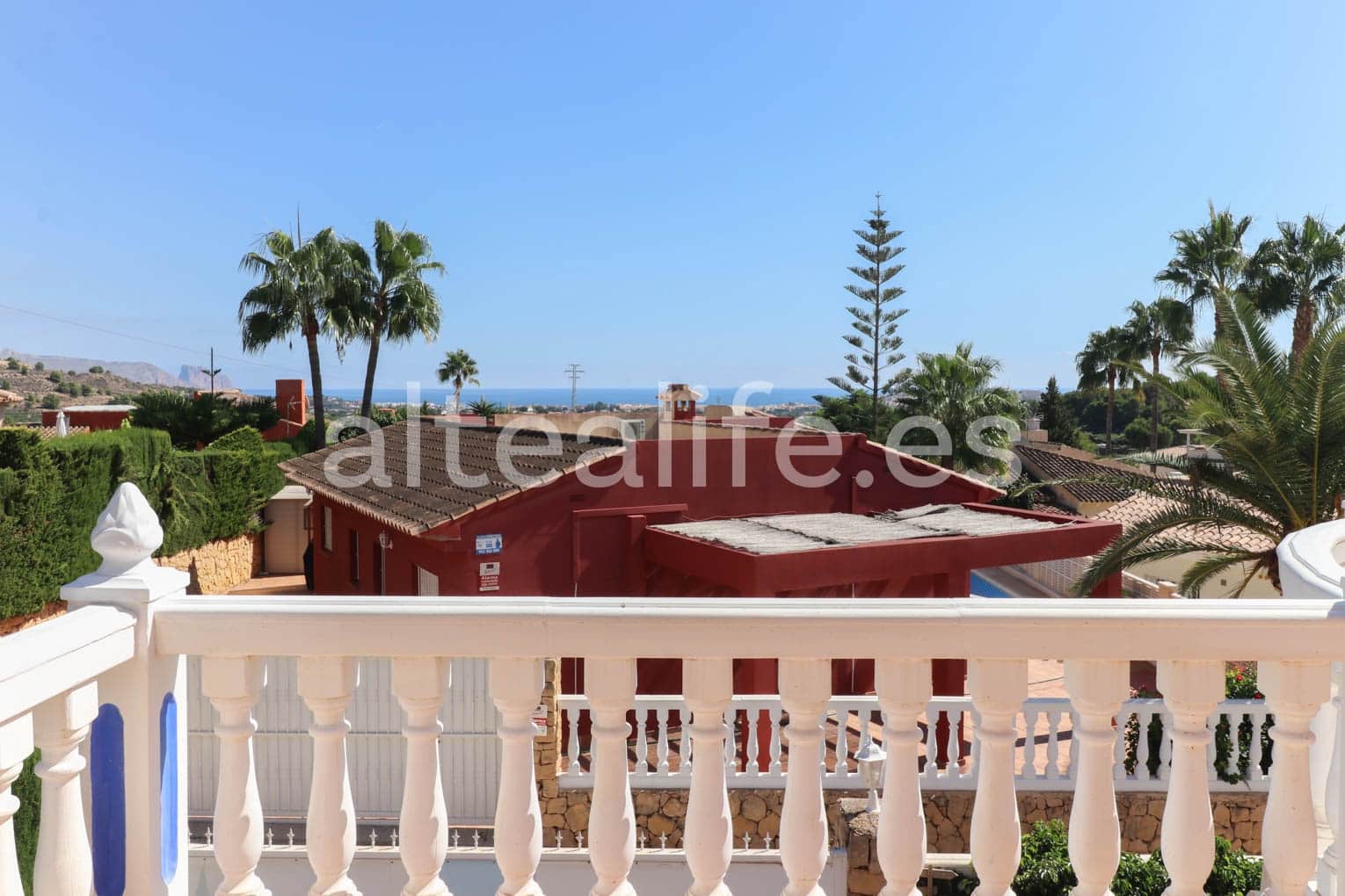 Moradia para venda em La Nucia com piscina garagem - 530 000 € (Ref: 7822642)