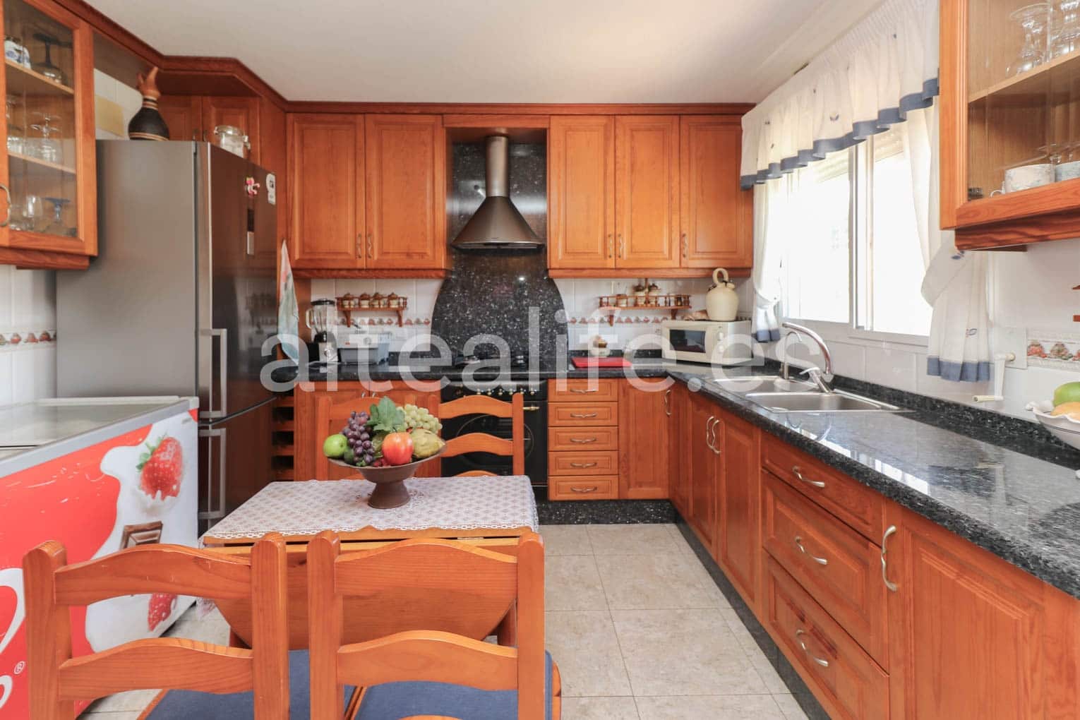 Moradia para venda em La Nucia com piscina garagem - 530 000 € (Ref: 7822642)