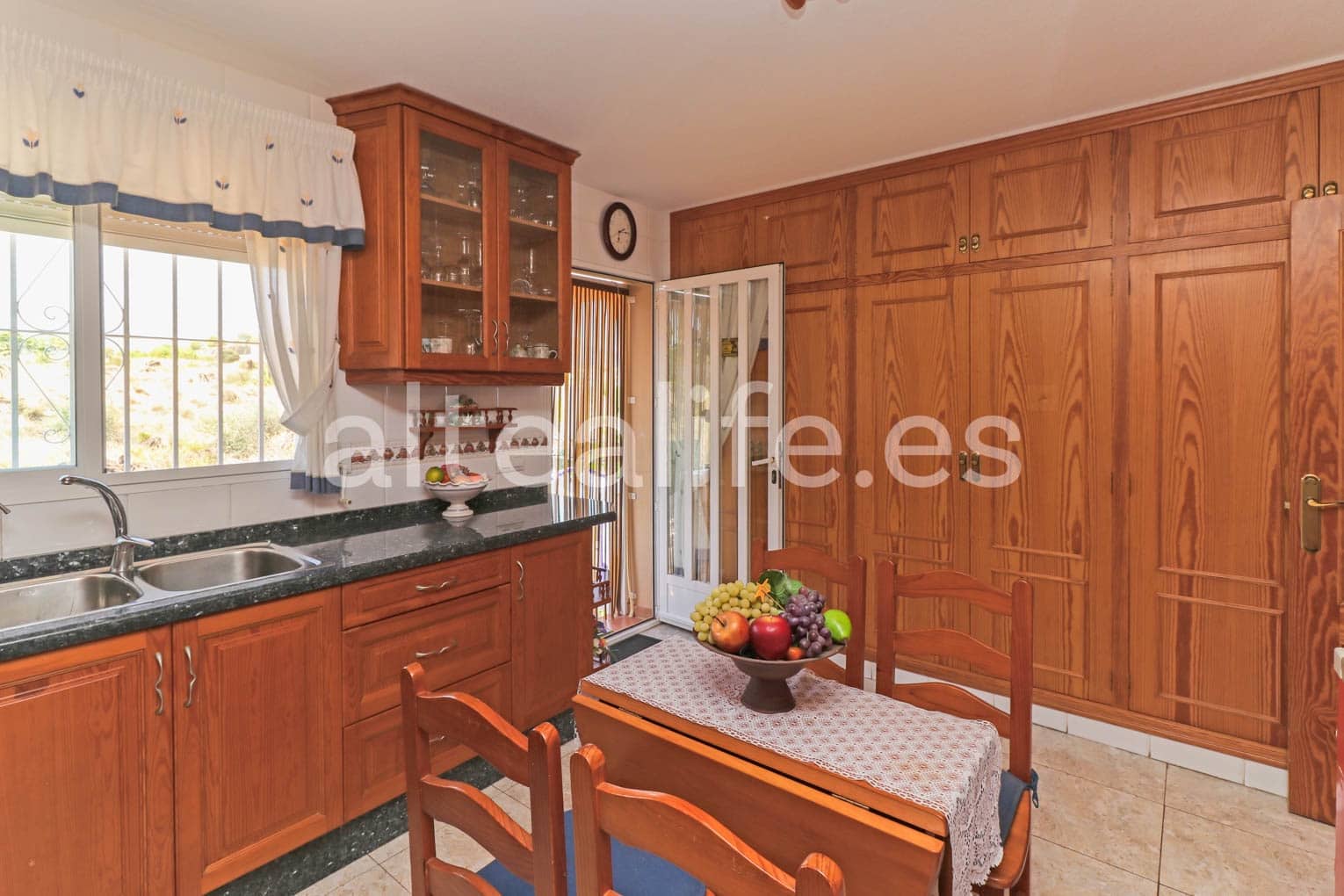 Moradia para venda em La Nucia com piscina garagem - 530 000 € (Ref: 7822642)