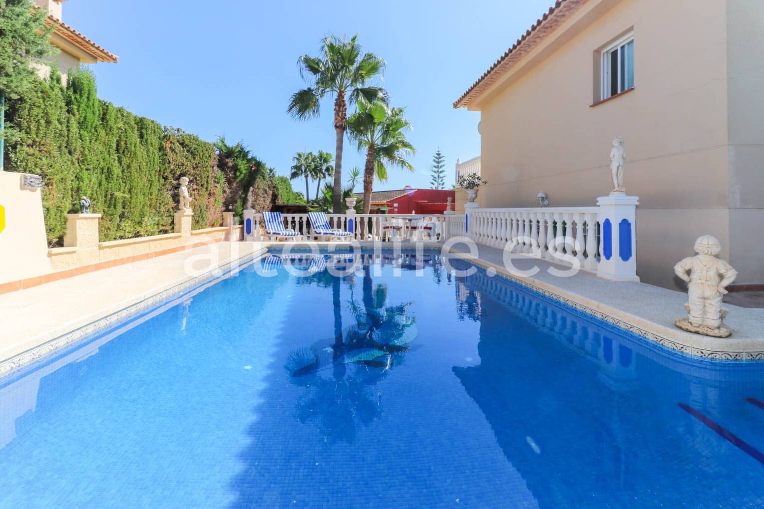 Moradia para venda em La Nucia com piscina garagem - 530 000 € (Ref: 7822642)