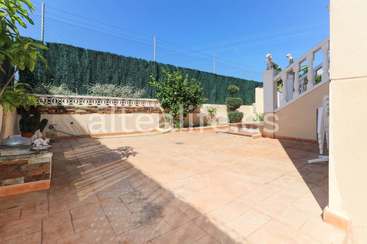 Moradia para venda em La Nucia com piscina garagem - 530 000 € (Ref: 7822642)