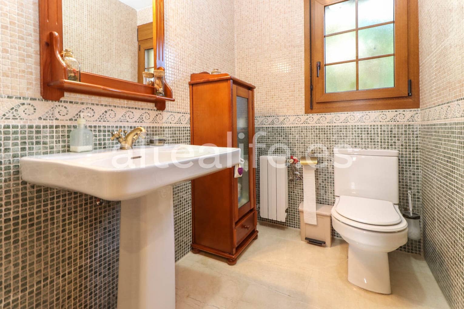 6 bedroom Townhouse for sale in La Nucia with pool garage - € 840,000 (Ref: 7935413)