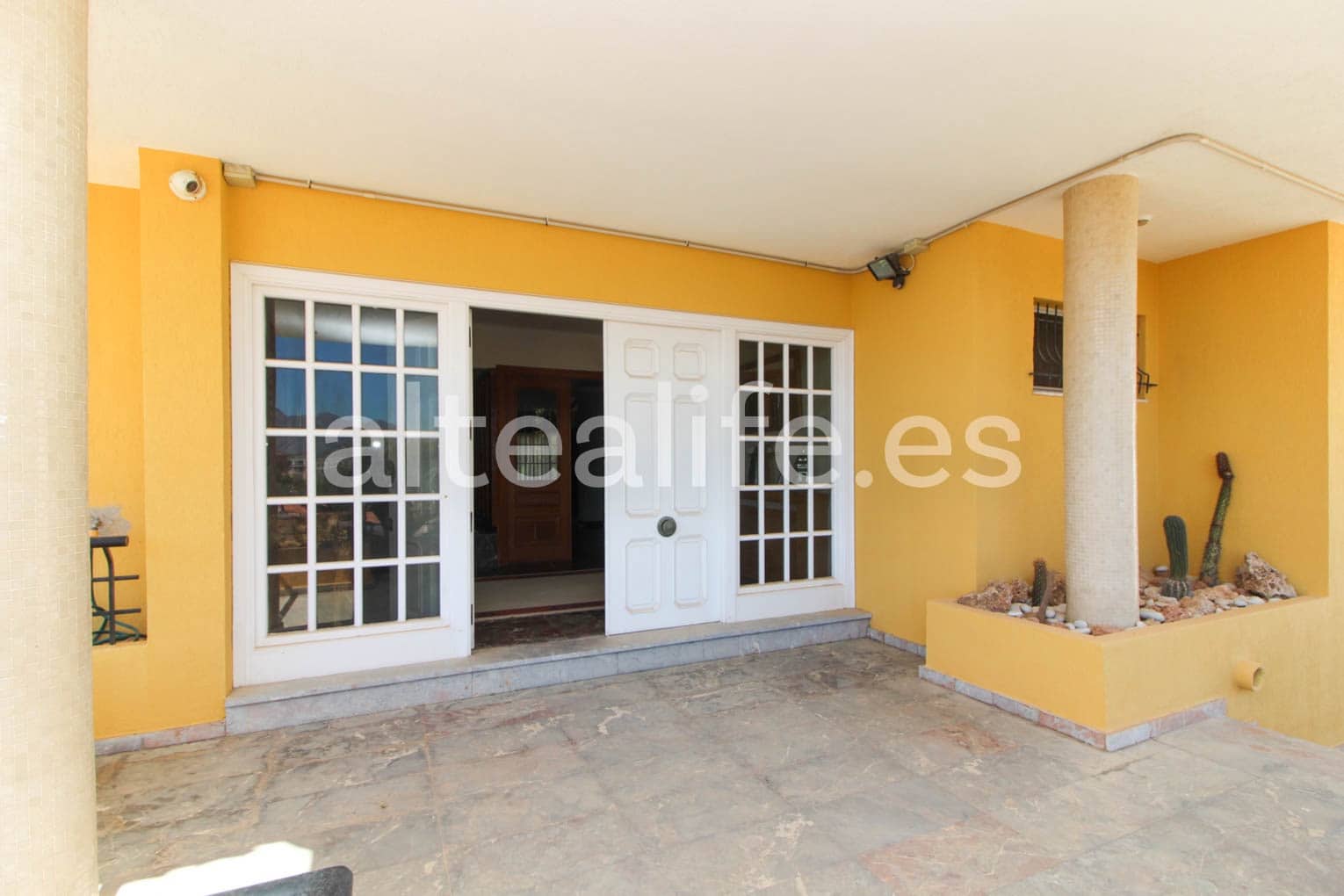 9 soverom Villa til salgs i La Nucia med svømmebasseng garasje - € 1 250 000 (Ref: 8271275)