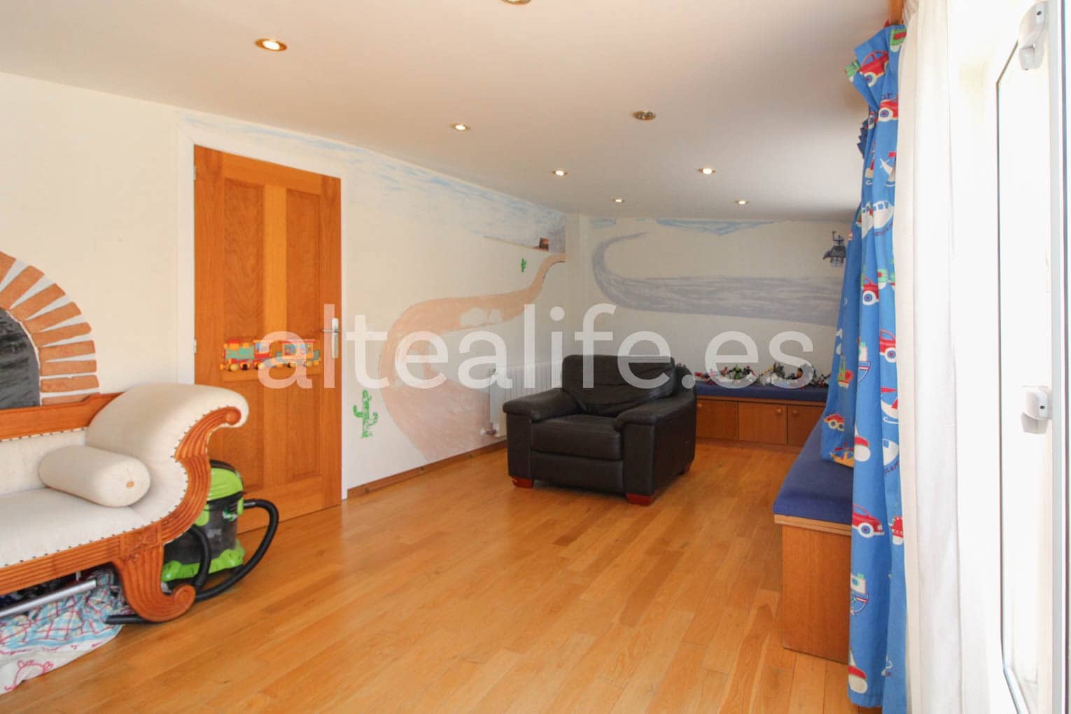 9 soverom Villa til salgs i La Nucia med svømmebasseng garasje - € 1 250 000 (Ref: 8271275)