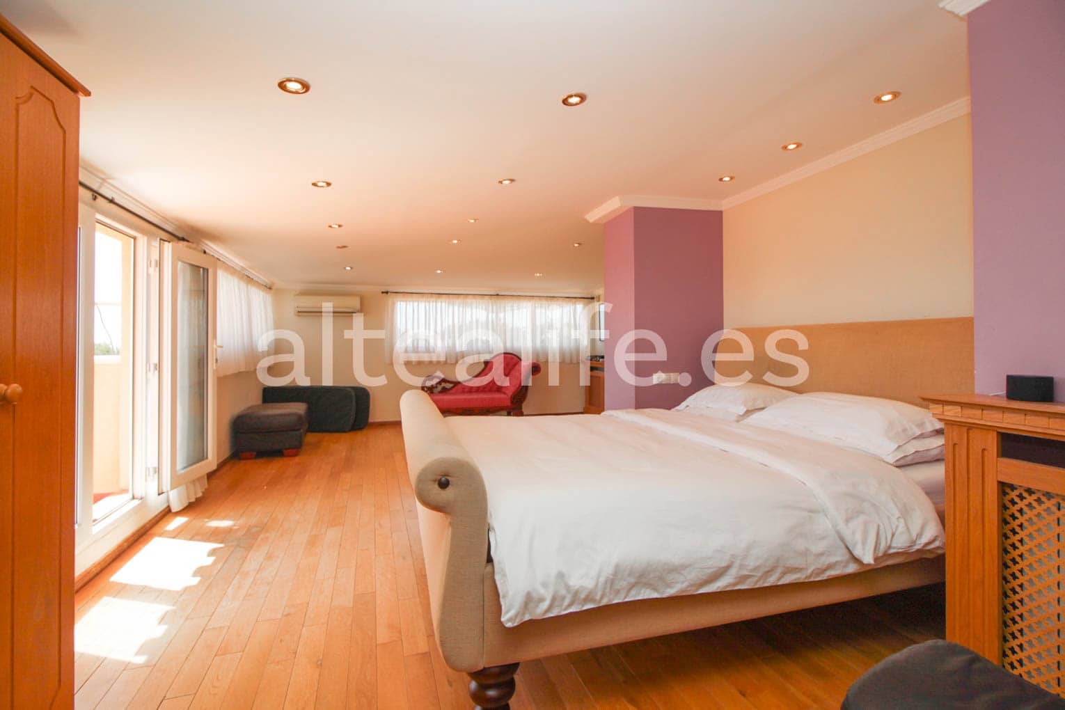 9 soverom Villa til salgs i La Nucia med svømmebasseng garasje - € 1 250 000 (Ref: 8271275)