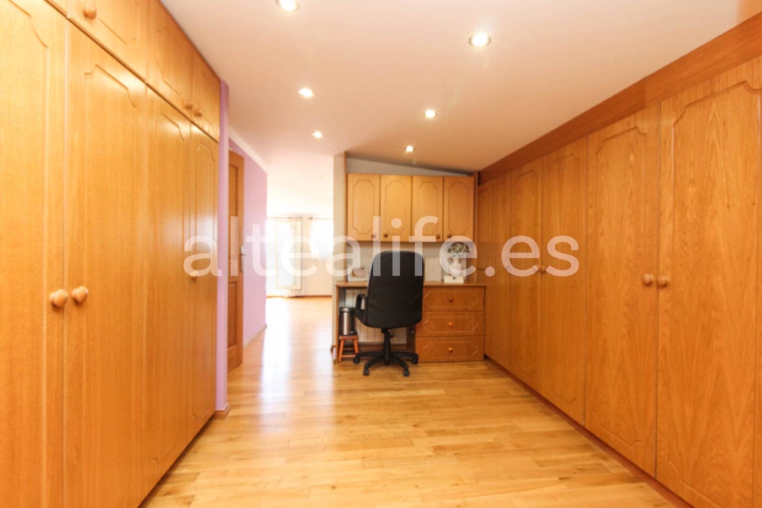 9 soverom Villa til salgs i La Nucia med svømmebasseng garasje - € 1 250 000 (Ref: 8271275)