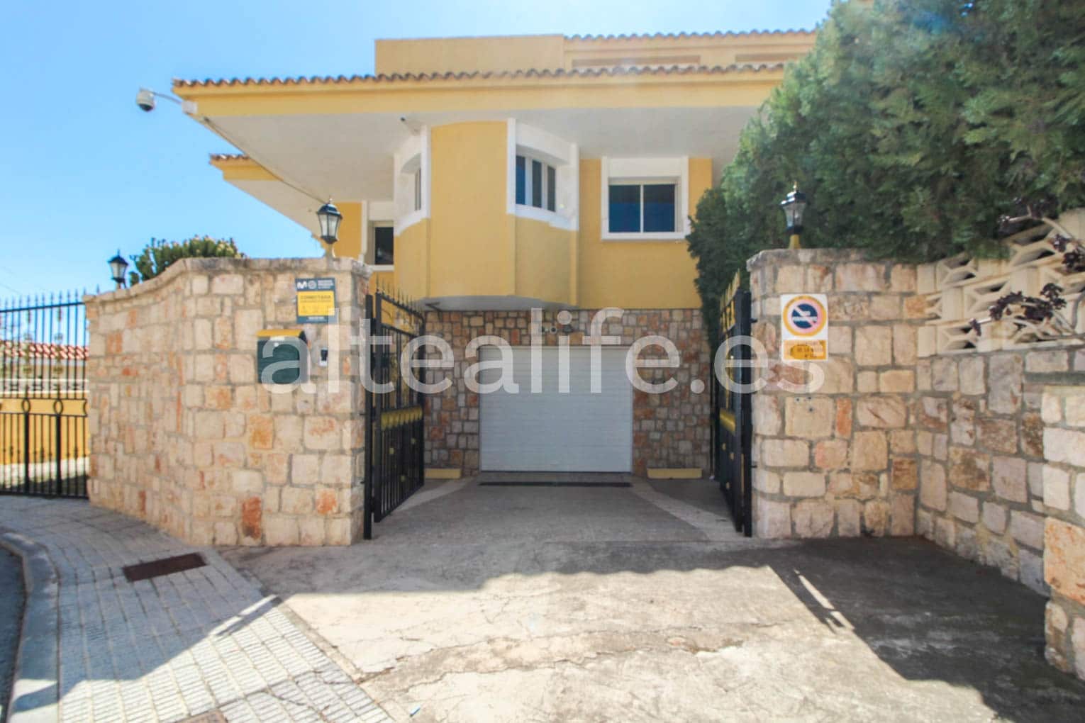 9 soverom Villa til salgs i La Nucia med svømmebasseng garasje - € 1 250 000 (Ref: 8271275)