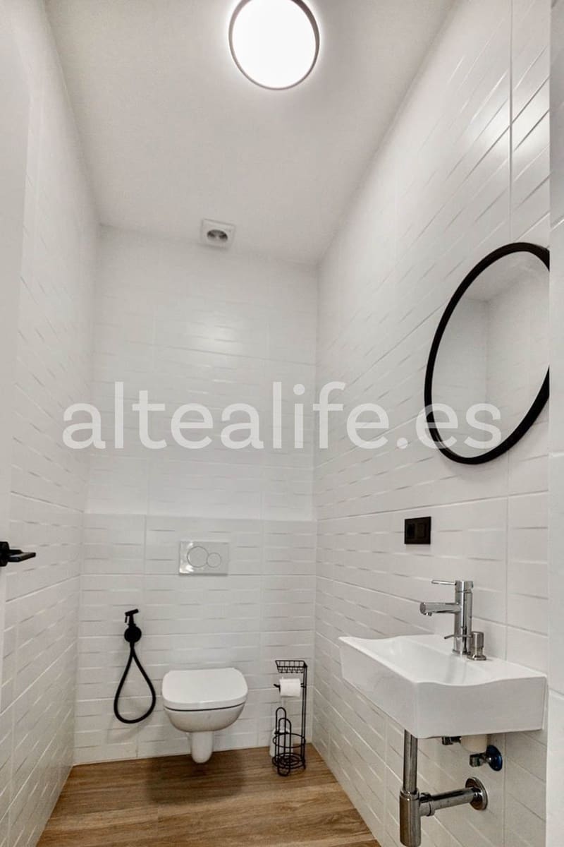 4 sypialnia Dom na sprzedaż w Altea z basenem garażem - 995 000 € (Ref: 8321873)