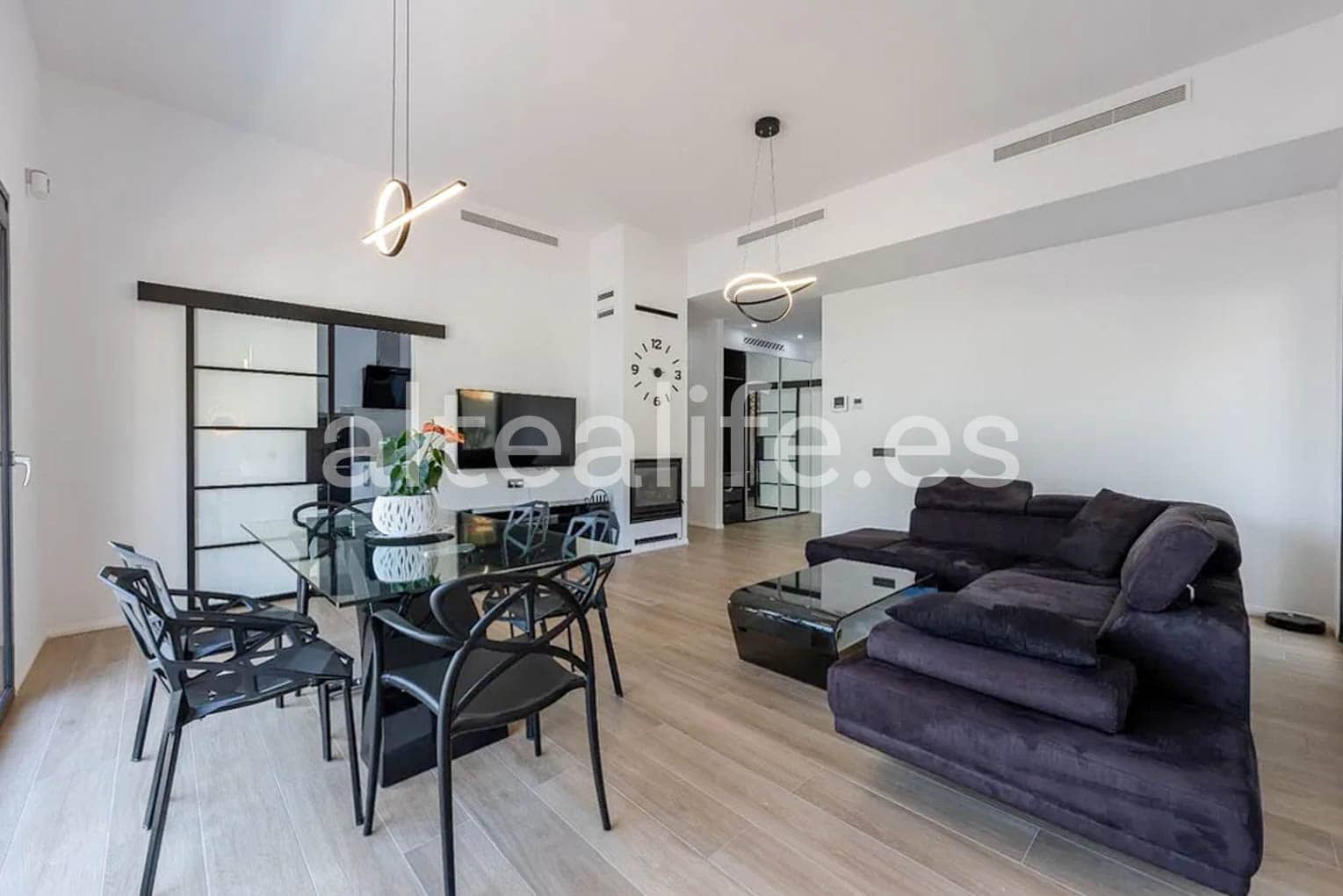 4 sypialnia Dom na sprzedaż w Altea z basenem garażem - 995 000 € (Ref: 8321873)