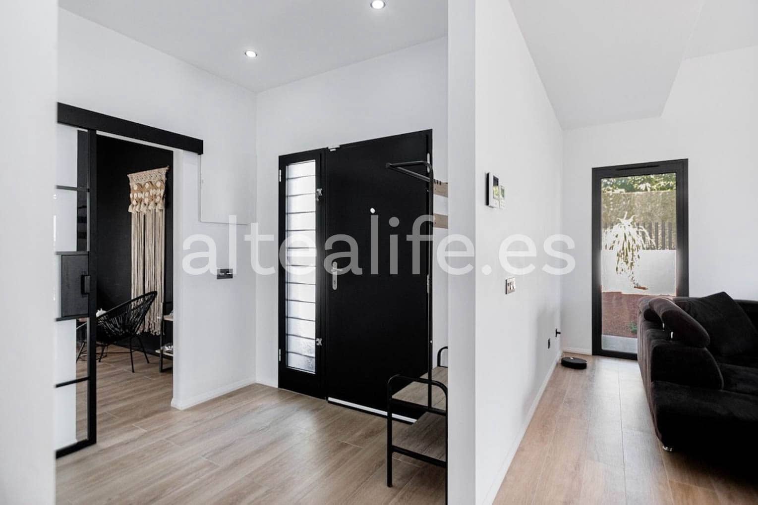 4 sypialnia Dom na sprzedaż w Altea z basenem garażem - 995 000 € (Ref: 8321873)